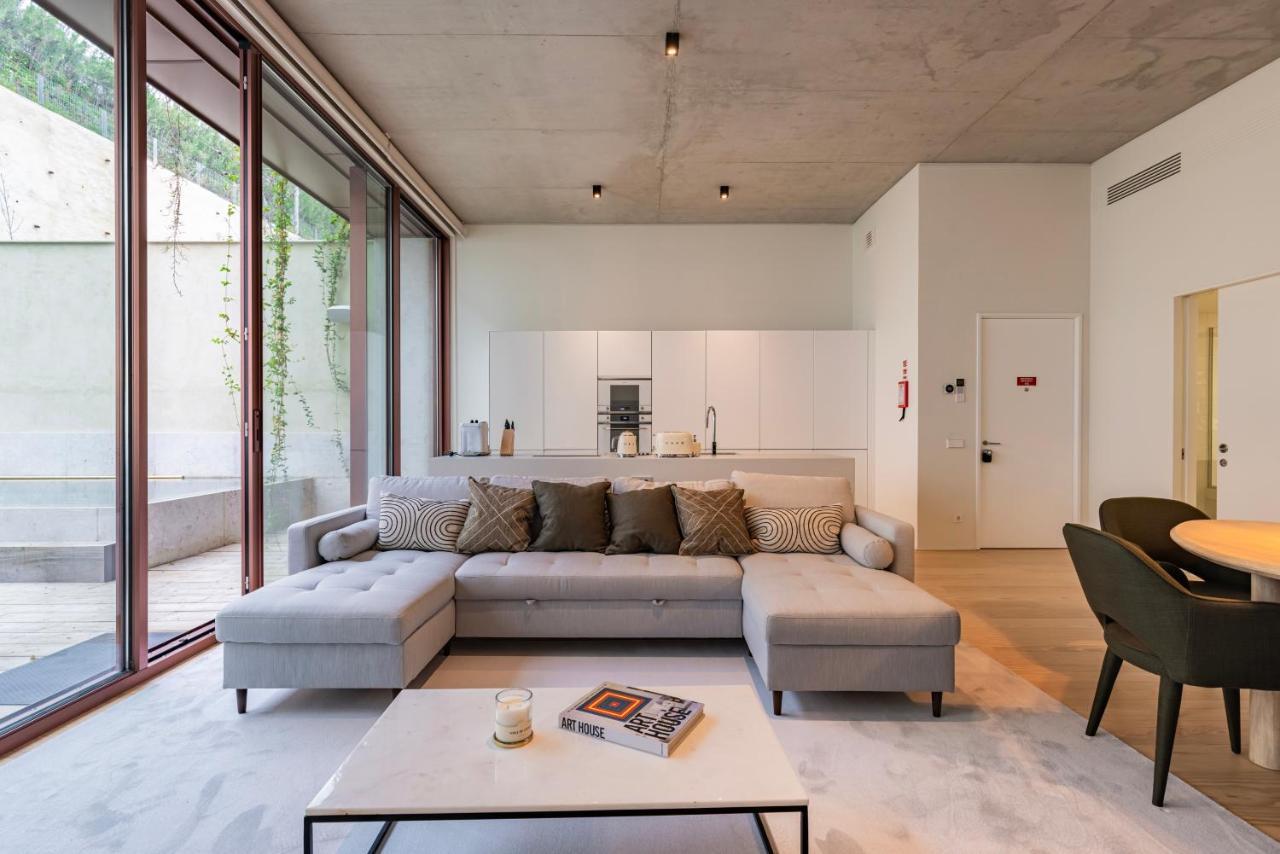 Hidden Pearl W/ Patio & Pool By Lovelystay Lisboa المظهر الخارجي الصورة