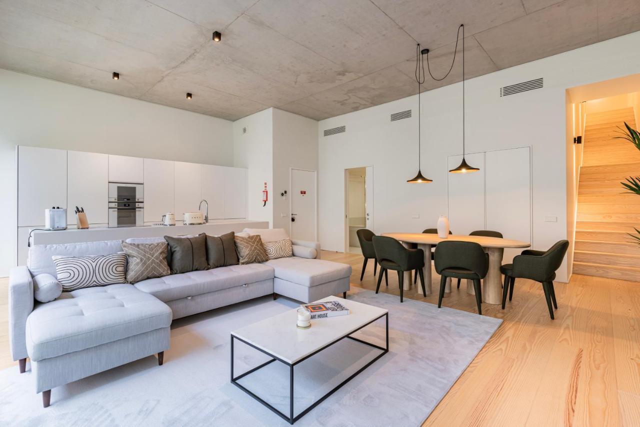 Hidden Pearl W/ Patio & Pool By Lovelystay Lisboa المظهر الخارجي الصورة