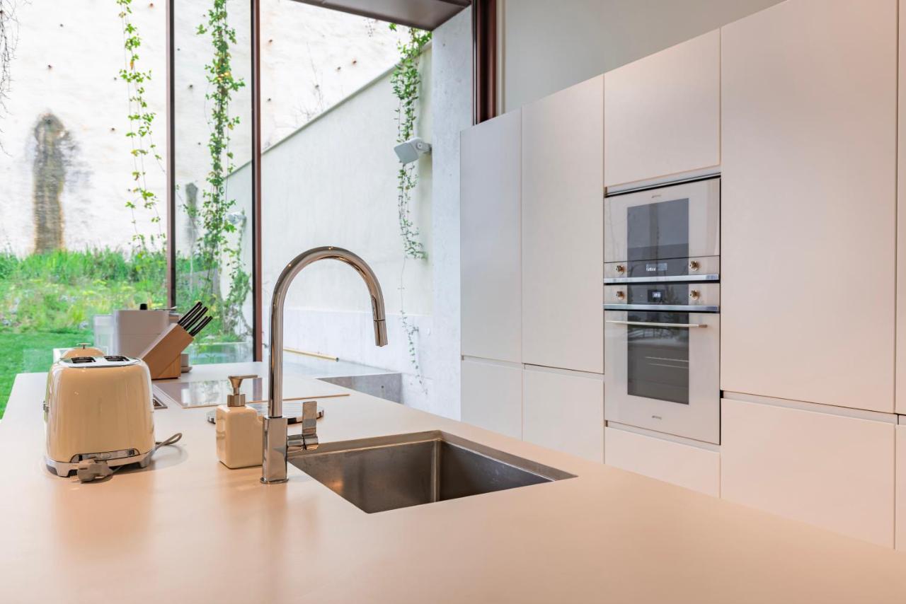Hidden Pearl W/ Patio & Pool By Lovelystay Lisboa المظهر الخارجي الصورة