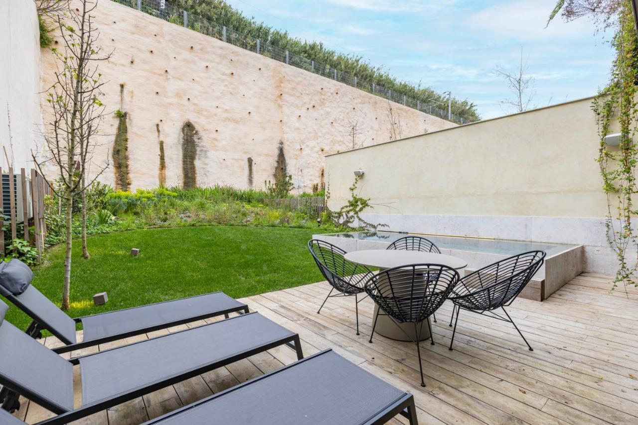 Hidden Pearl W/ Patio & Pool By Lovelystay Lisboa المظهر الخارجي الصورة
